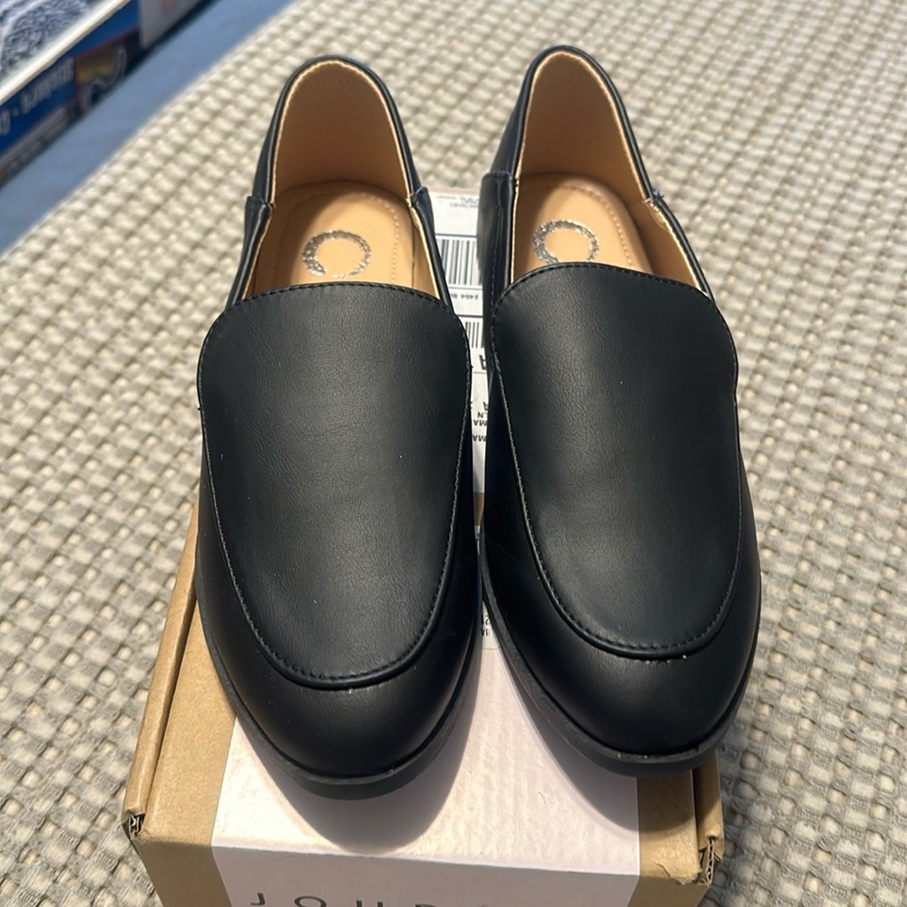 Journee Black Slippers Size 7